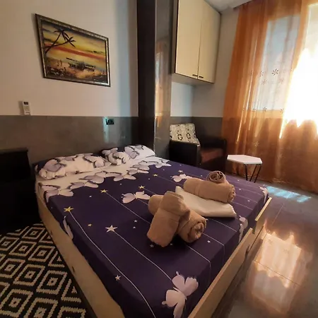 Lovely And Quite Apt. Apartamento *